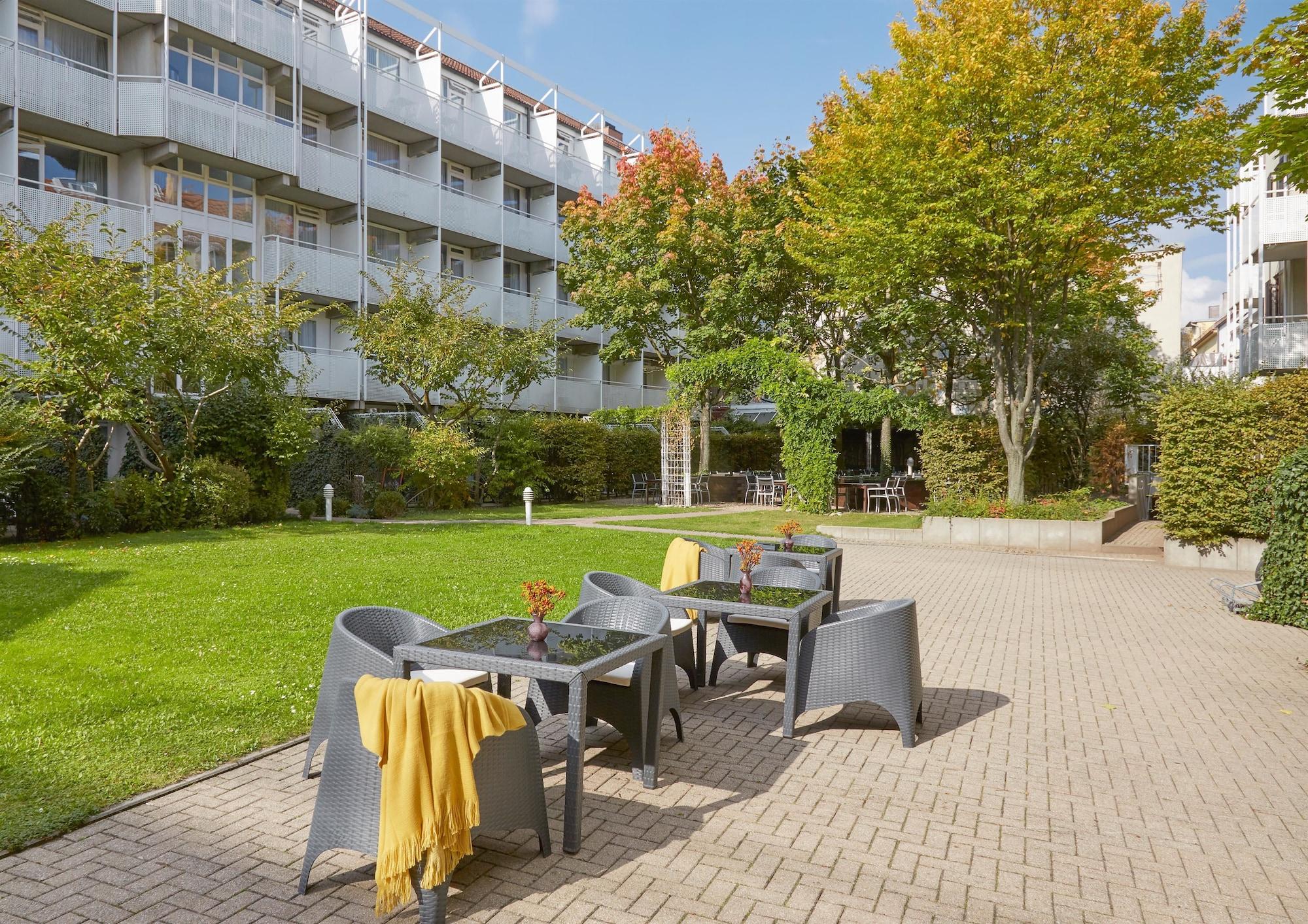 Living Hotel Nuernberg Exterior foto